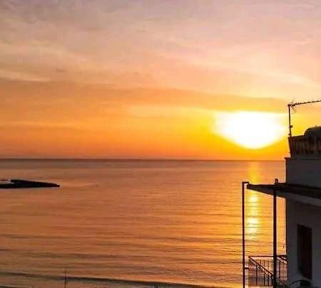 Ammoudia Rooms Agia Marina  Buitenkant foto