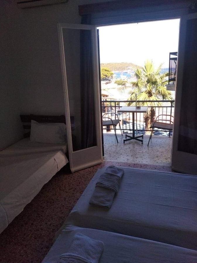 Ammoudia Rooms Agia Marina  Buitenkant foto