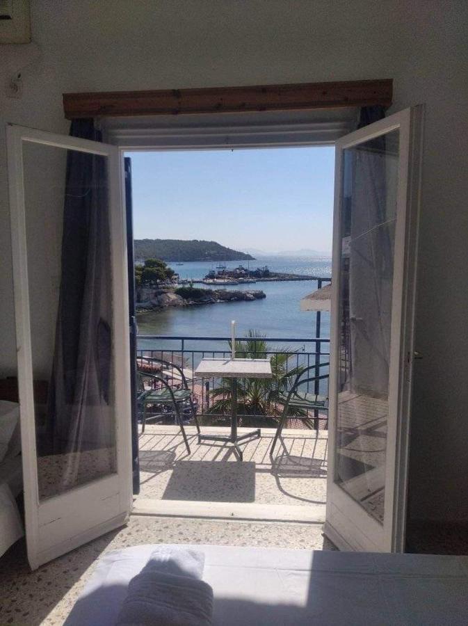Ammoudia Rooms Agia Marina  Buitenkant foto
