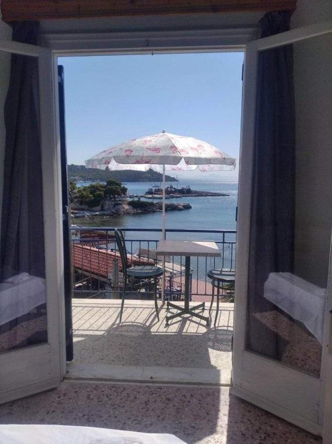 Ammoudia Rooms Agia Marina  Buitenkant foto